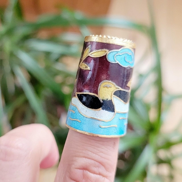 *RARE* Vintage Cloisonne Bird Duck Thimble - Picture 1 of 8